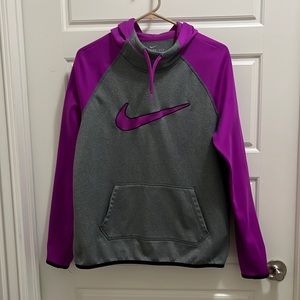 Nike therma fit hoodie